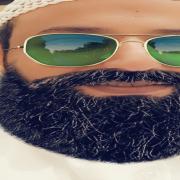 صورة محلل كويتي